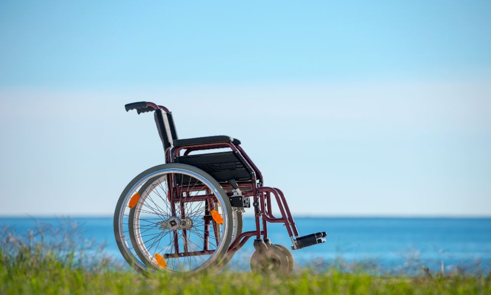 Why is Bobby Cox in a Wheelchair?